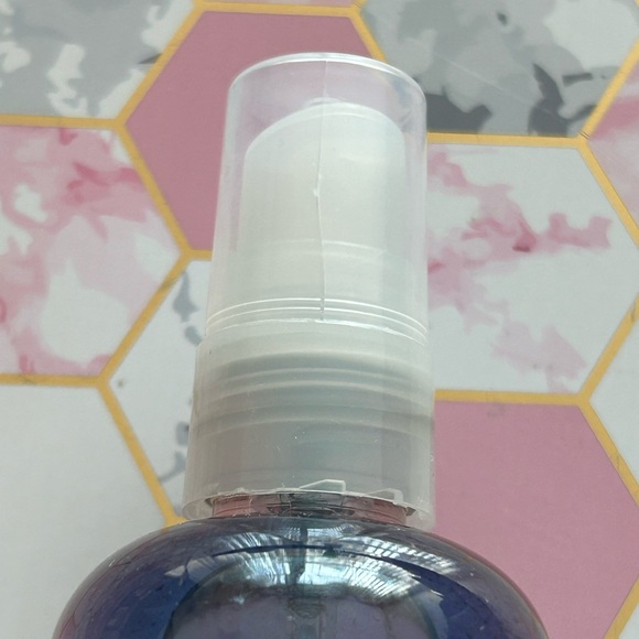 R+CO DREAMHOUSE Cold Pressed Watermelon Wave Spray - Picture 3 of 3